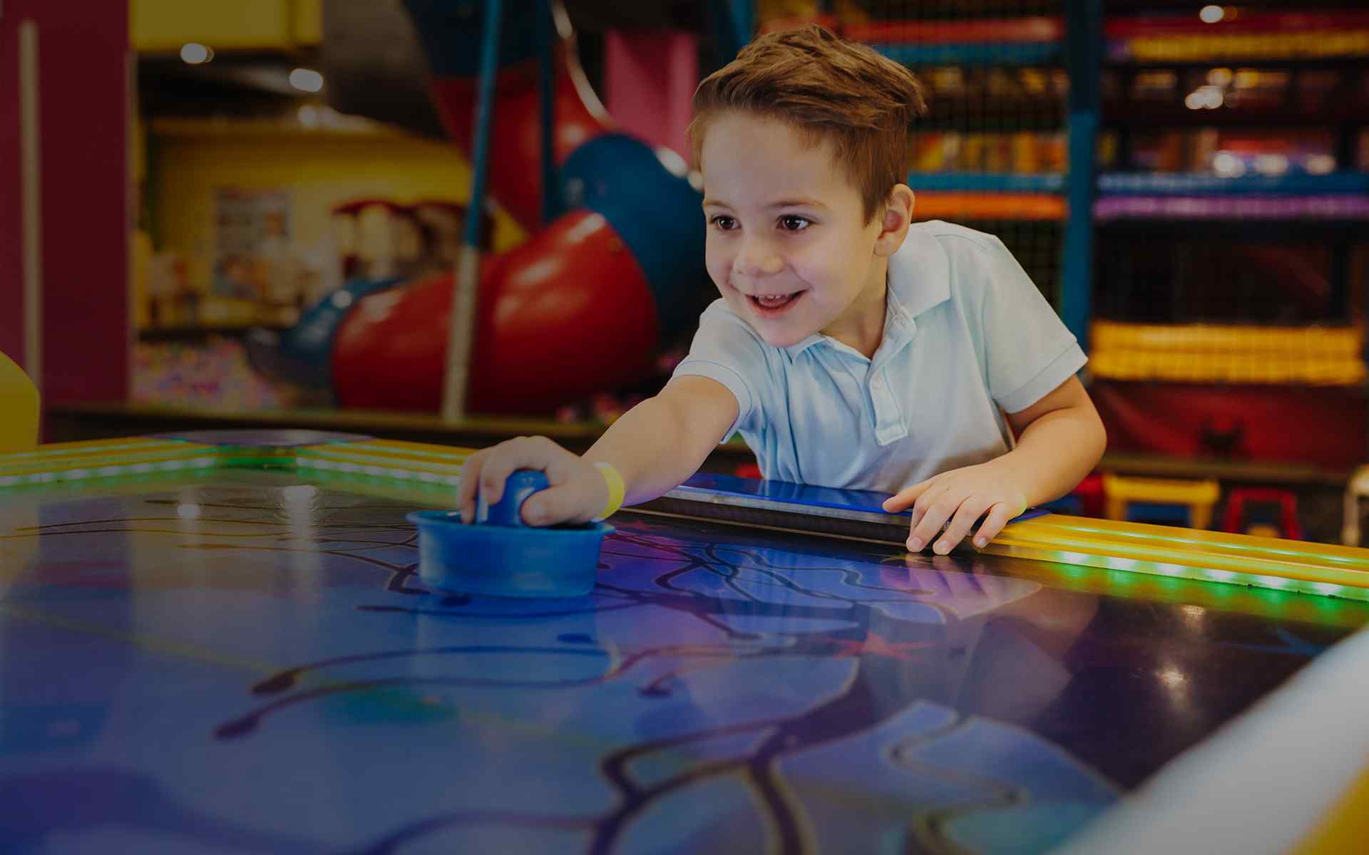 https://www.ikidspark.com.ua/wp-content/uploads/2022/05/hero_contact.jpg